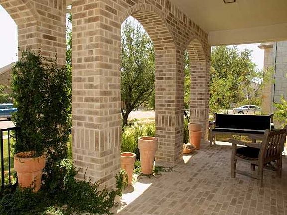 3rd image of 7912 Ladera Verde Dr