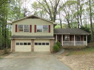 975 Daisy Ct, Lawrenceville, GA 30044