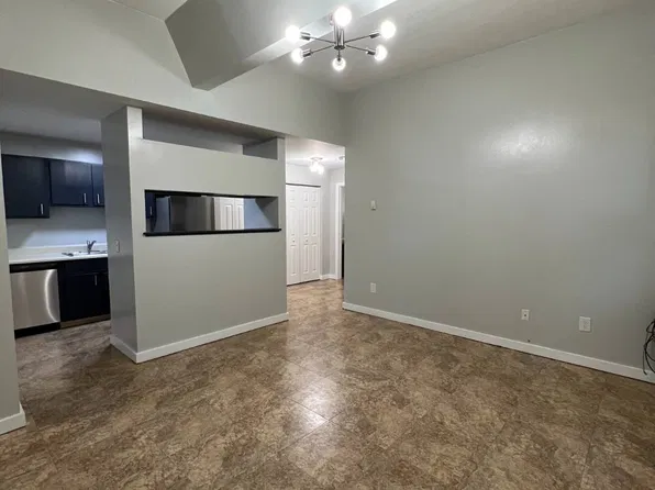 13 N College St #29, Schenectady, NY 12305