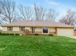 203 NW Shamrock Ave, Lees Summit, MO 64081