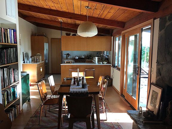 2nd image of 3332 Villa Grove Dr
