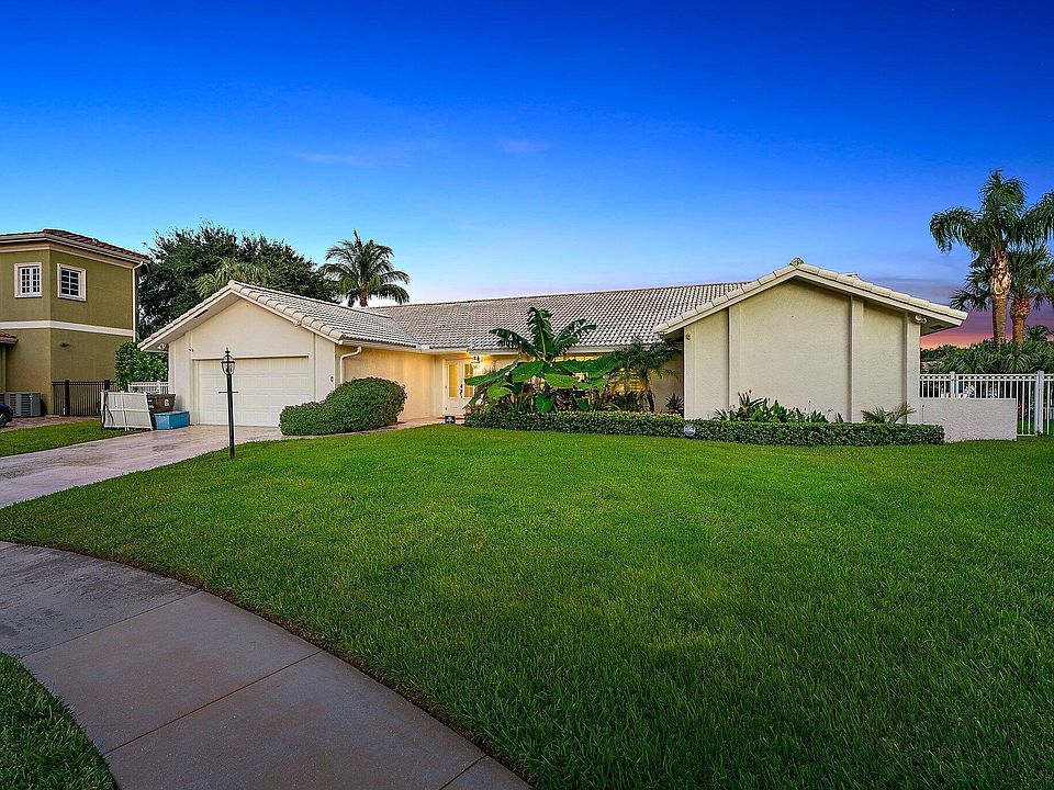 1st image of 2140 Driftwood Cir