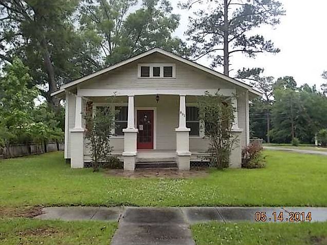 1st image of 831 Carolina Ave