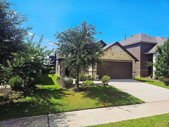 2nd image of 2540 Pettus Dr