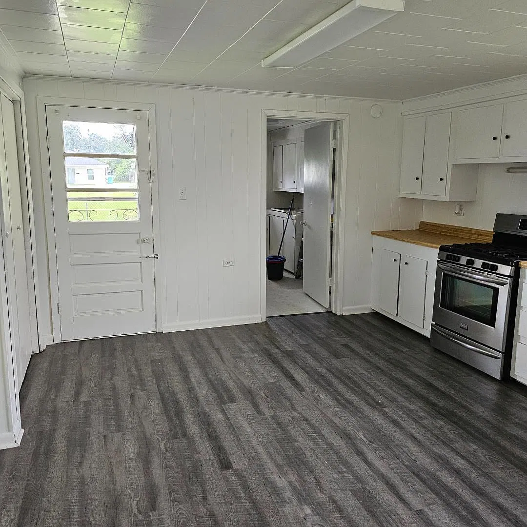 611 Willow Street — Photo 4