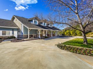 34725 Country Breeze Ln, Agua Dulce, CA 91390