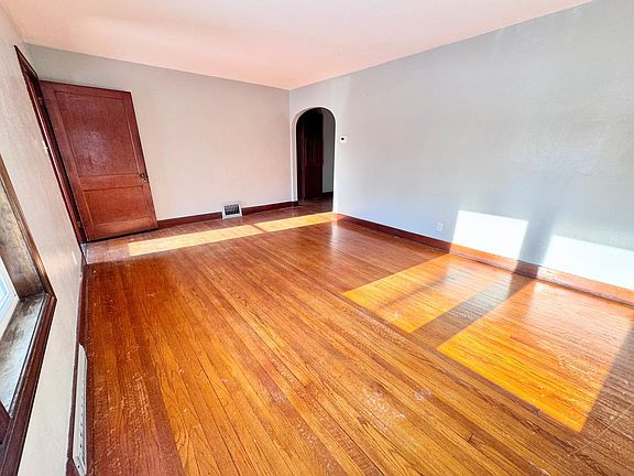 5th image of 430 Harrison St