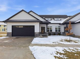 317 Wolfe Ln NE #A, Mount Vernon, IA
