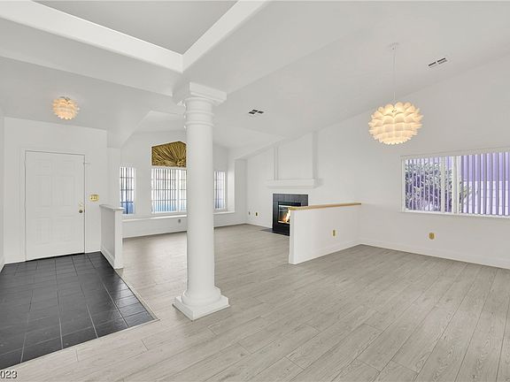 3rd image of 2504 Sunset Beach Ln