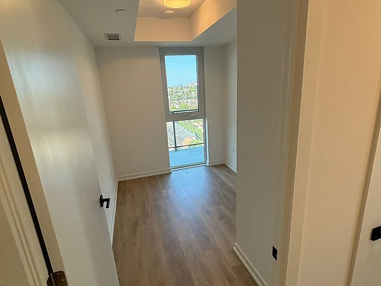1285 Dupont St #1409 — Photo 5