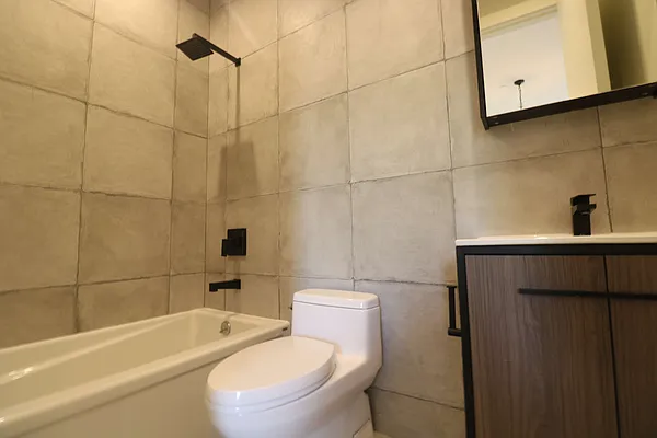 Rented by Compass | media 61