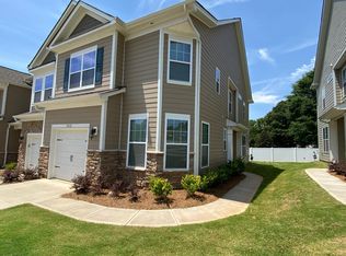 7032 Harris Bay Rd, Charlotte, NC 28269