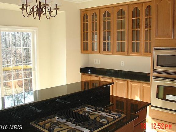 4th image of 16470 Steerage Cir