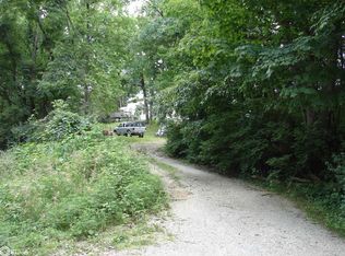 1525 240th St, Mount Pleasant, IA 52641