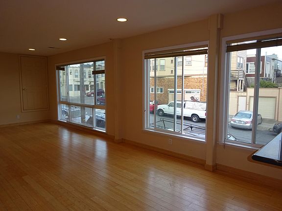 3rd image of 610 Athens St #A