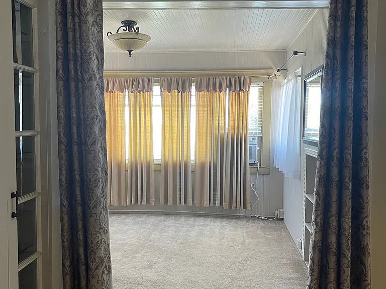 147 N Canyon Blvd #B — Photo 22