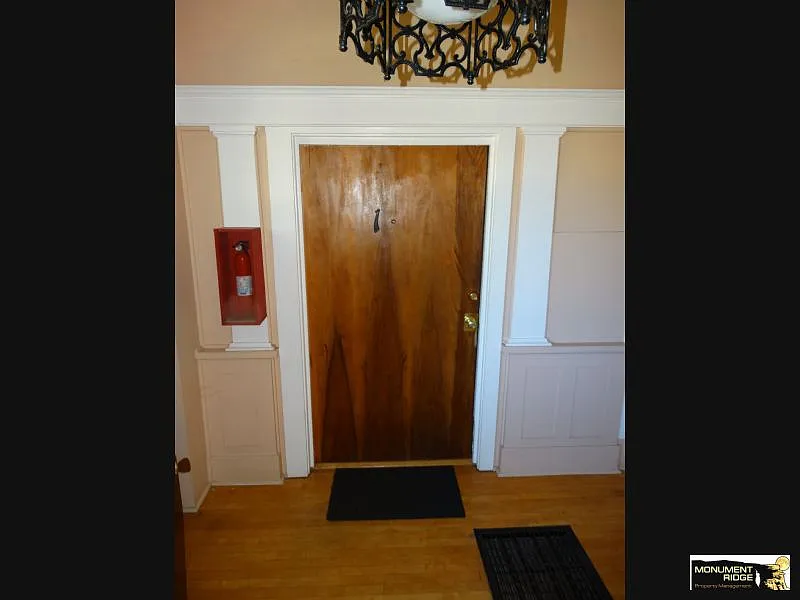 1 bed, $925 — Photo 2