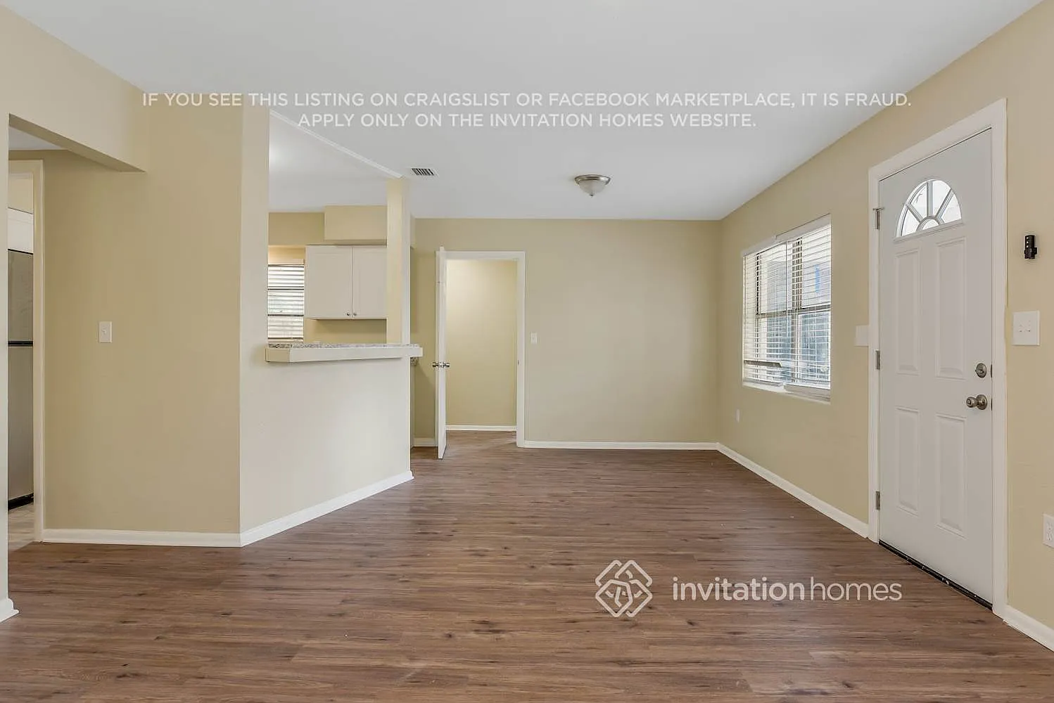 5119 Divot Ct Orlando, FL 32808 — Photo 4
