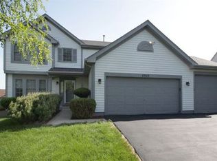 6949 Morgan Ct, Gurnee, IL 60031
