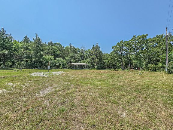 5th image of 1326 Bob White Drive