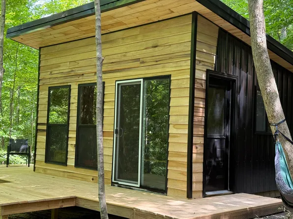 2045 Cat Creek Rd, Stanton, KY 40380