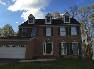 9116 Silver Pointe Way, Fairfax Station, VA 22039