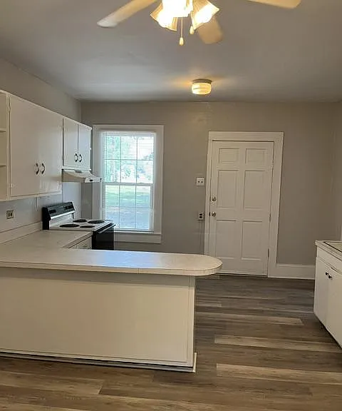 183 Ryan St — Photo 3