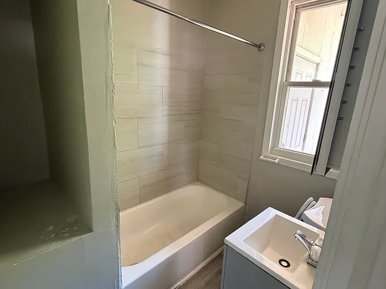 441 Wethersfield Ave #2N — Photo 6