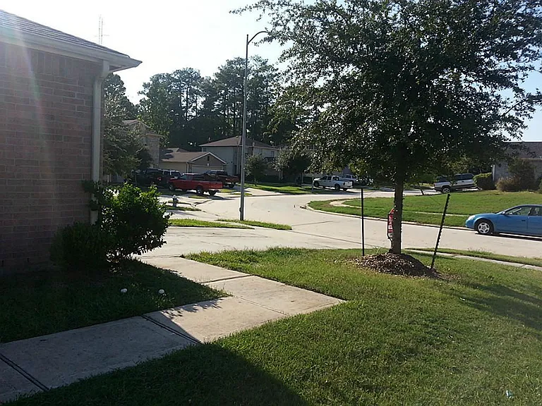 22851 Twisting Pine Dr — Photo 2