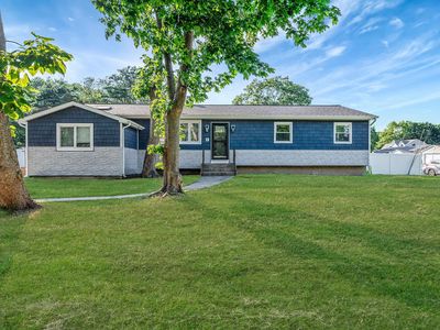 15 Aron Drive, Bohemia, NY, 11716