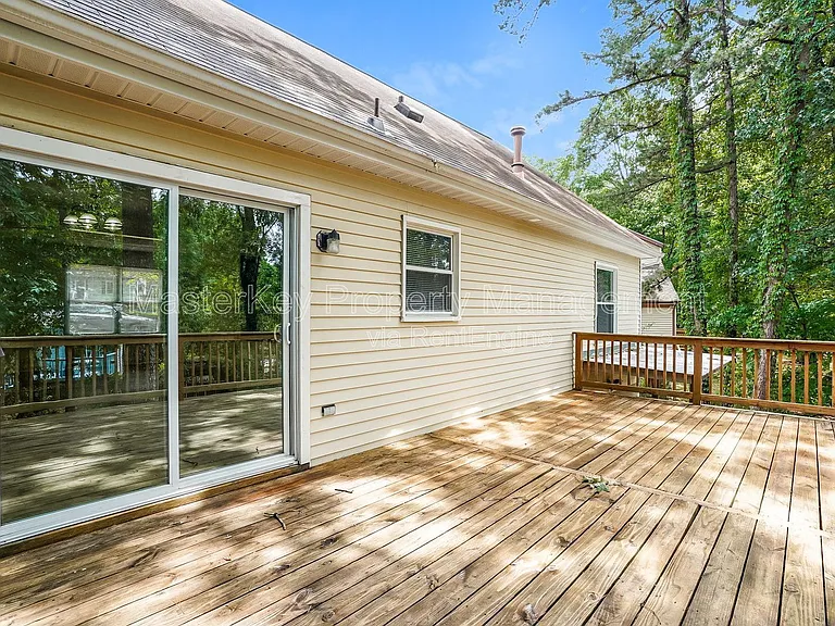 8912 Taymouth Ct — Photo 24
