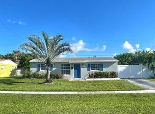5243 Eadie Pl, West Palm Beach, FL 33407