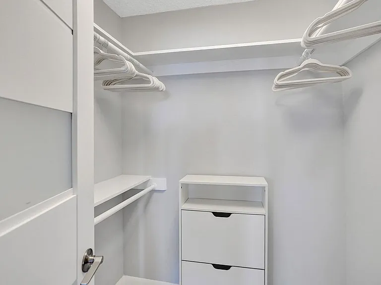 401 Golden Isles Dr #705 — Photo 36