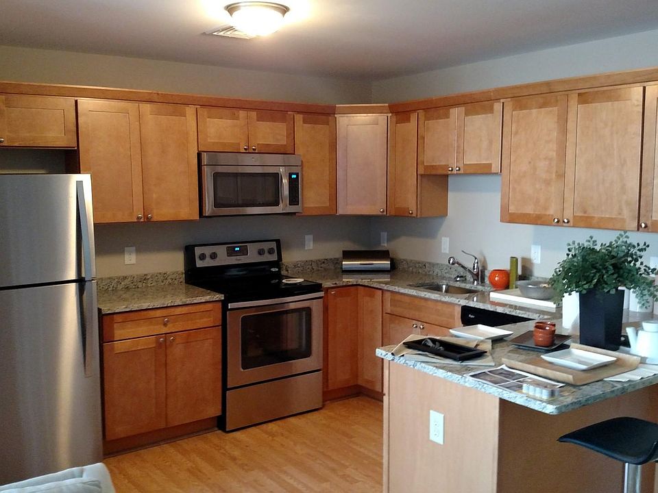 1st image of 81 Birch St Unit 208