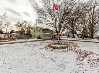 683 Latta Rd, Rochester, NY 14612