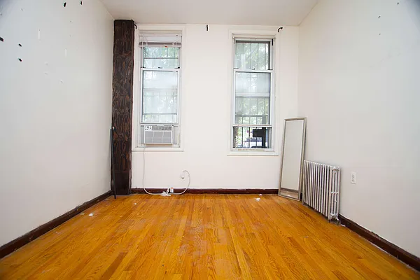 Rented by Nooklyn NYC LLC | media 19
