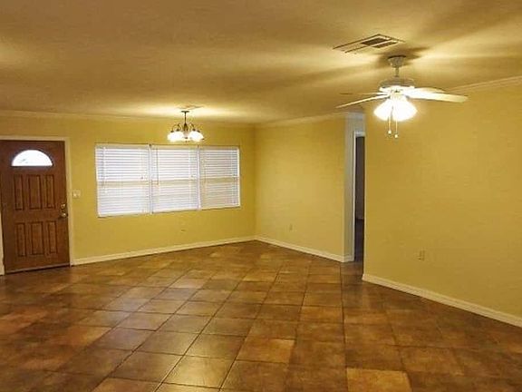 2nd image of 111 66th Avenue Dr W