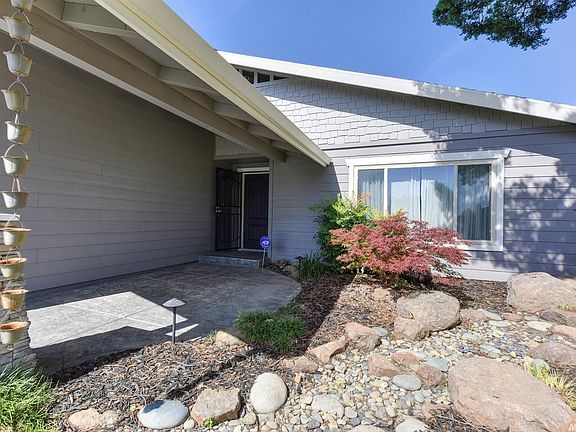 5th image of 3632 Kingsport Way