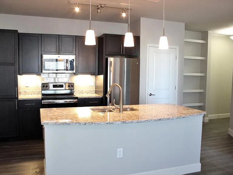 The Vue at Creve Coeur Apartments — Photo 77