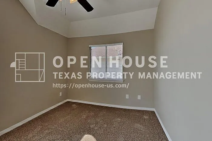 8000 N Tarrytown Crossing Dr — Photo 16