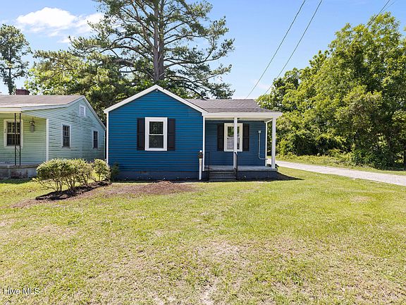 2nd image of 212 Clay Street