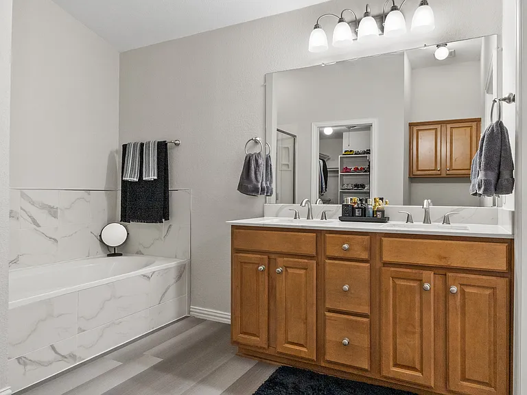 7944 Eddie Dr — Photo 23