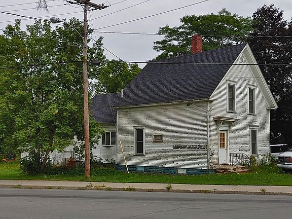 2nd image of 38 Water Street