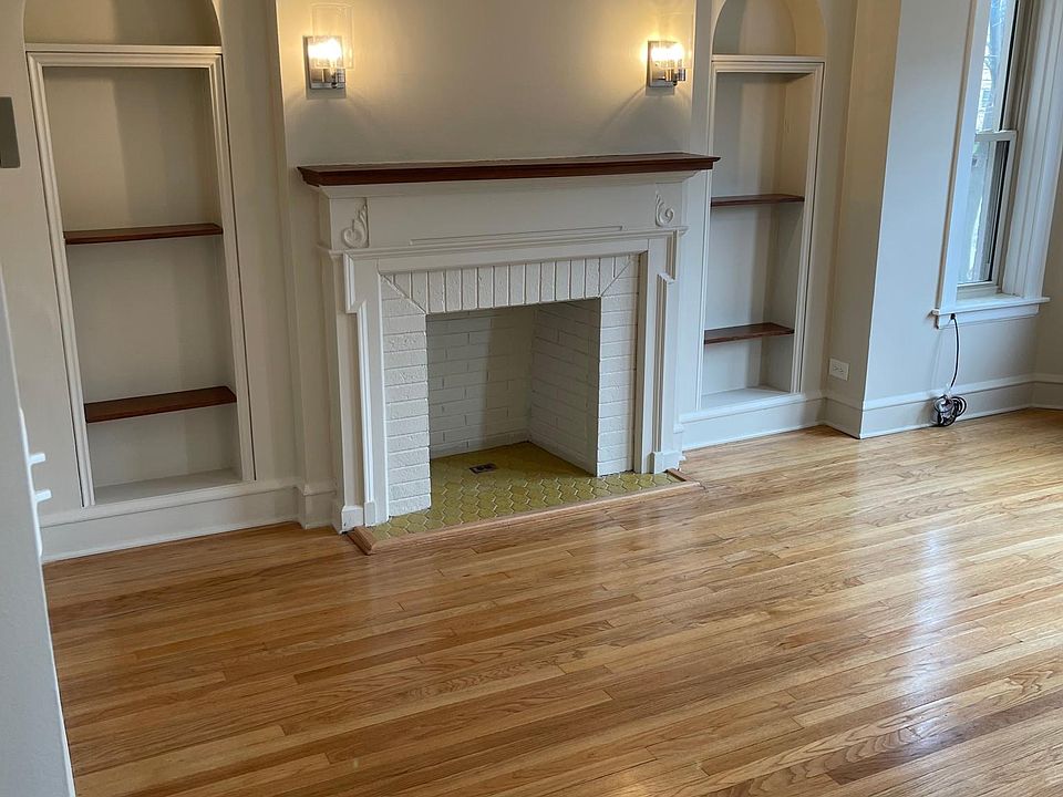 1st image of 4845 Lee St