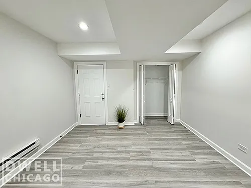 734 W Roscoe St #726 Photo 1
