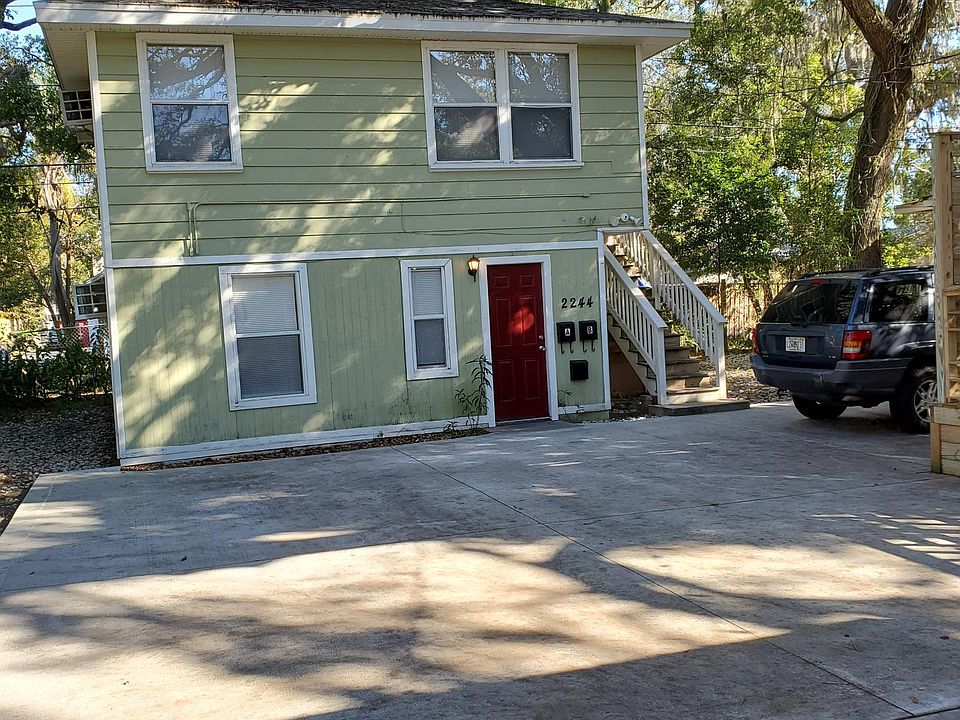 Well Lit Off street parking close to your door!