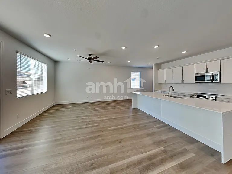 5789 Morgans Mile St — Photo 7