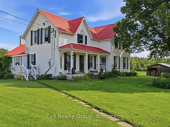 4th image of 678 Squire Rd