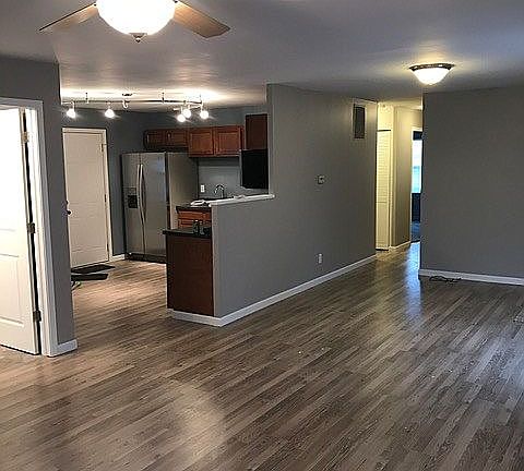 4th image of 319 Geissler Dr