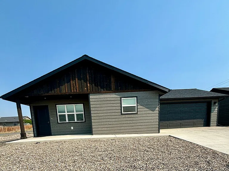7995 Avocet Drive — Photo 2